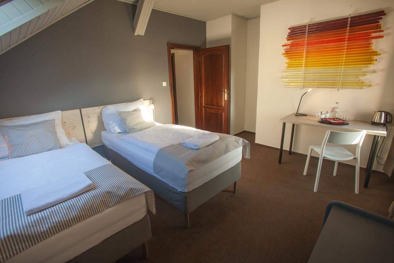 Pension Pulmesic Jablonec nad Nisou Exteriör bild